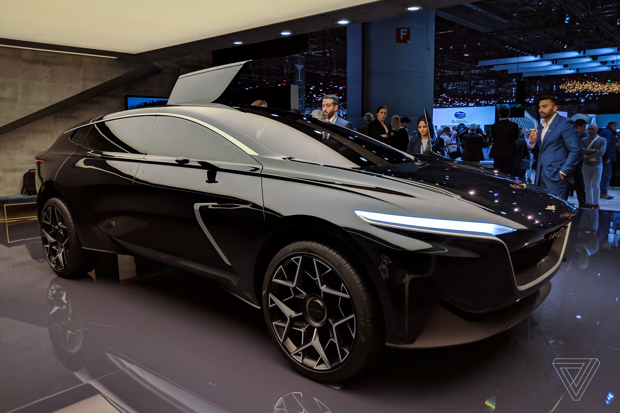 picture Aston Martin Lagonda 2019