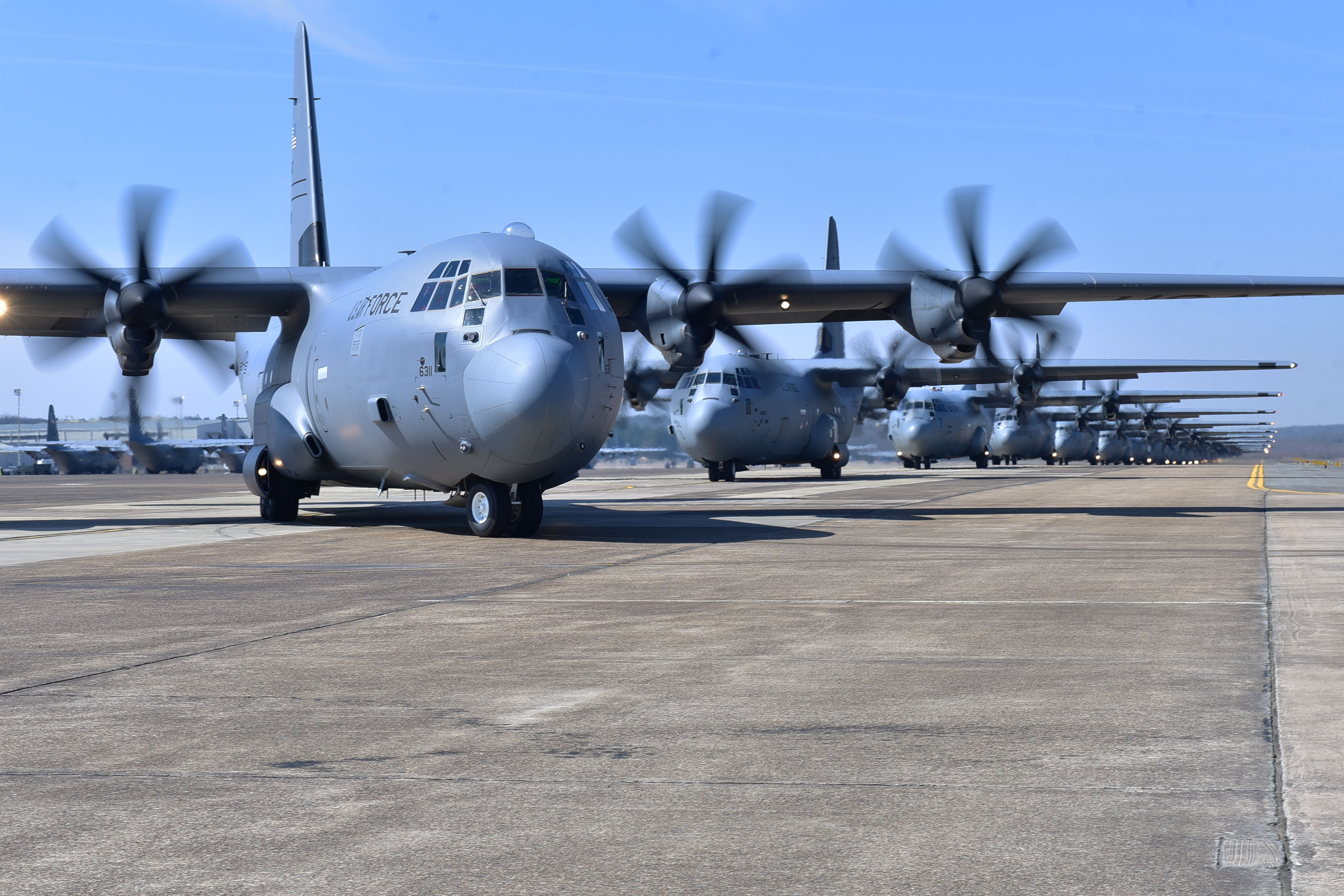 Featured image of post C 130 Hercules Helicopter