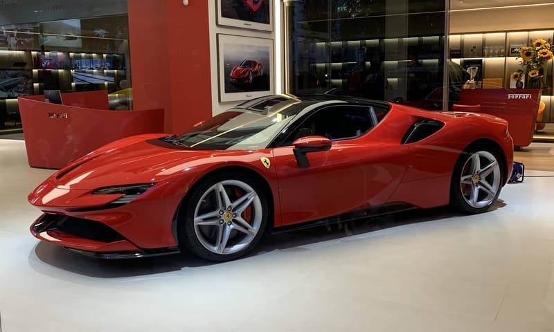 pic Ferrari Sports Car 2020