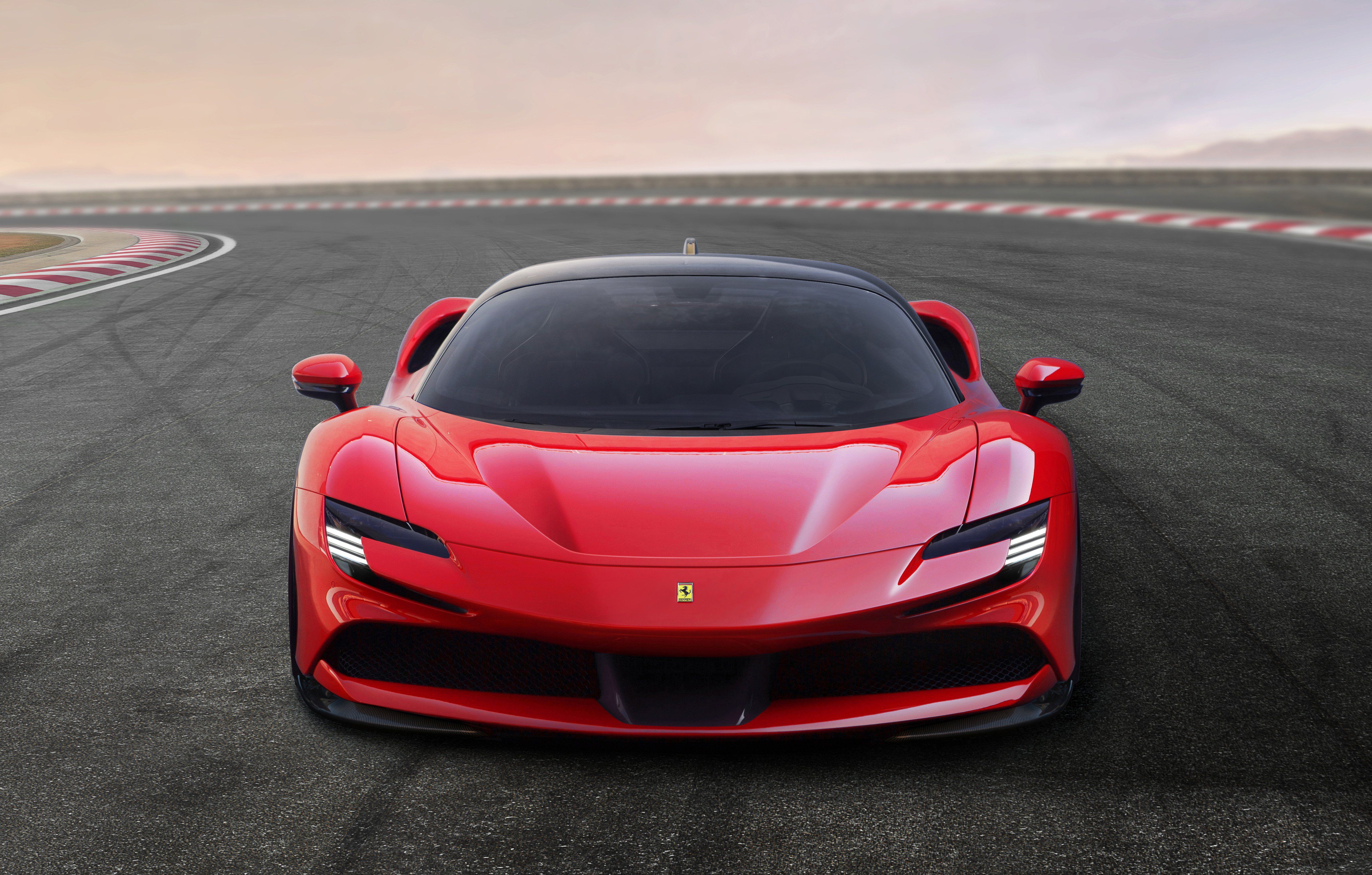 photo Ferrari Sports Car 2021