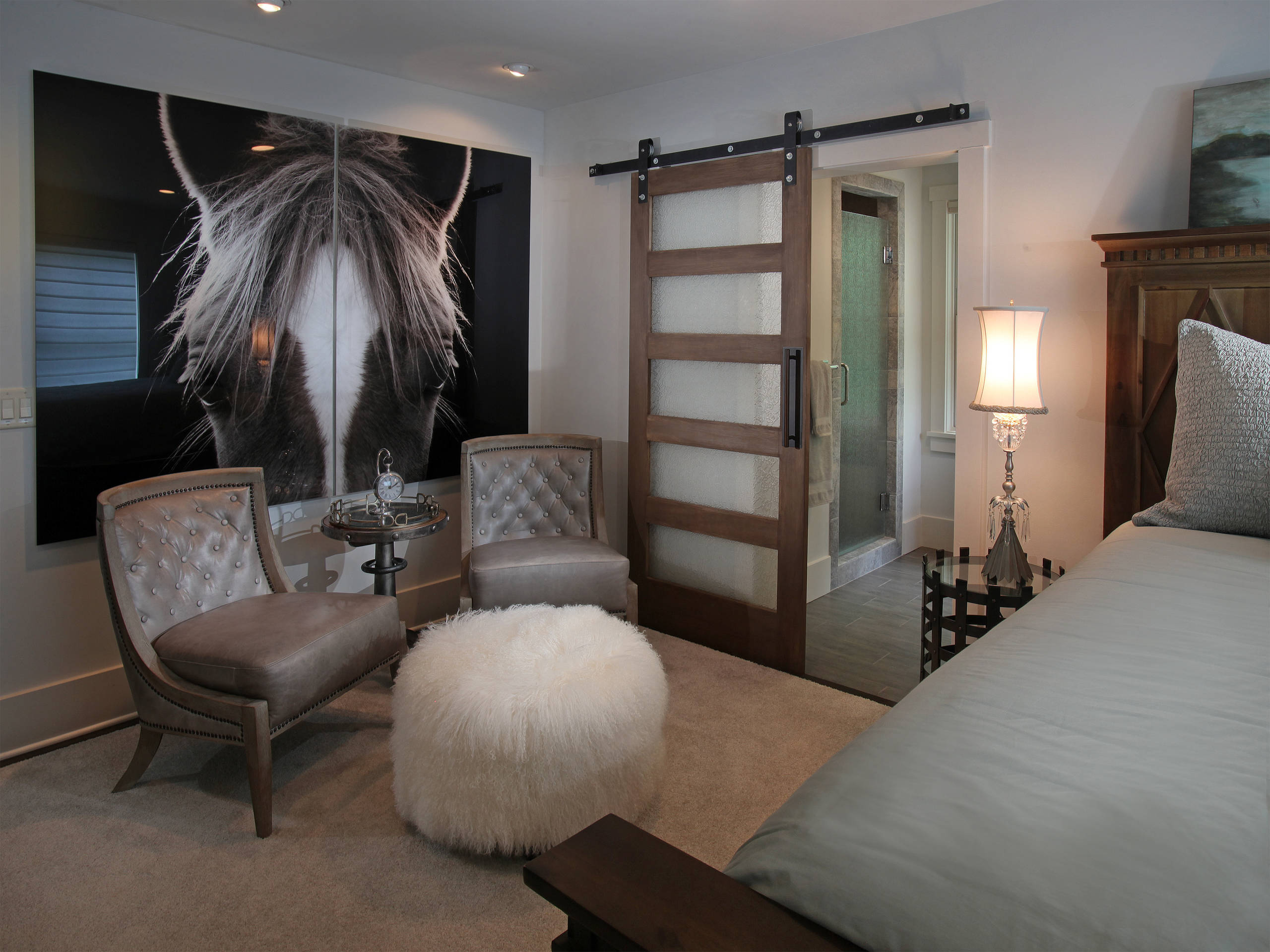 photo Grey Industrial Grey Rustic Bedroom Ideas