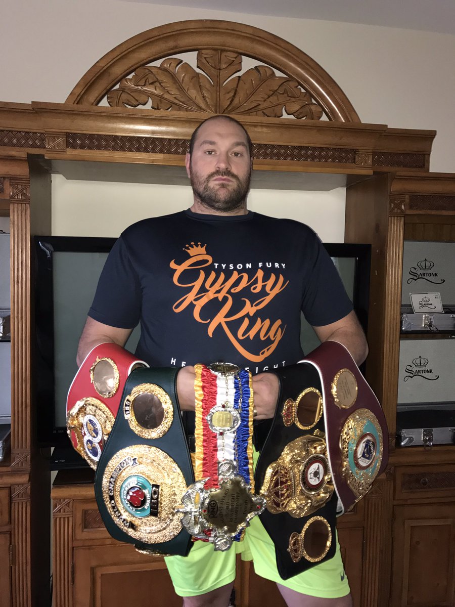 pix Lineal Heavyweight Championship Belt