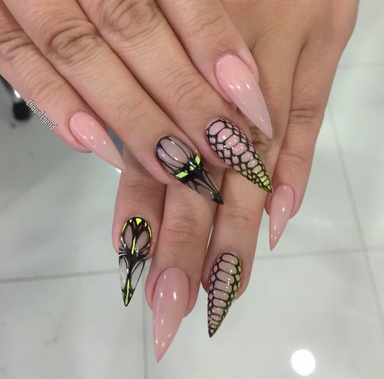 wallpapers Snake Print Acrylic Nails